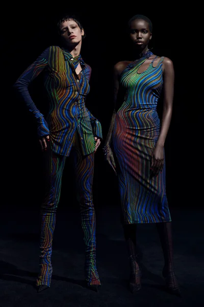 Look 18